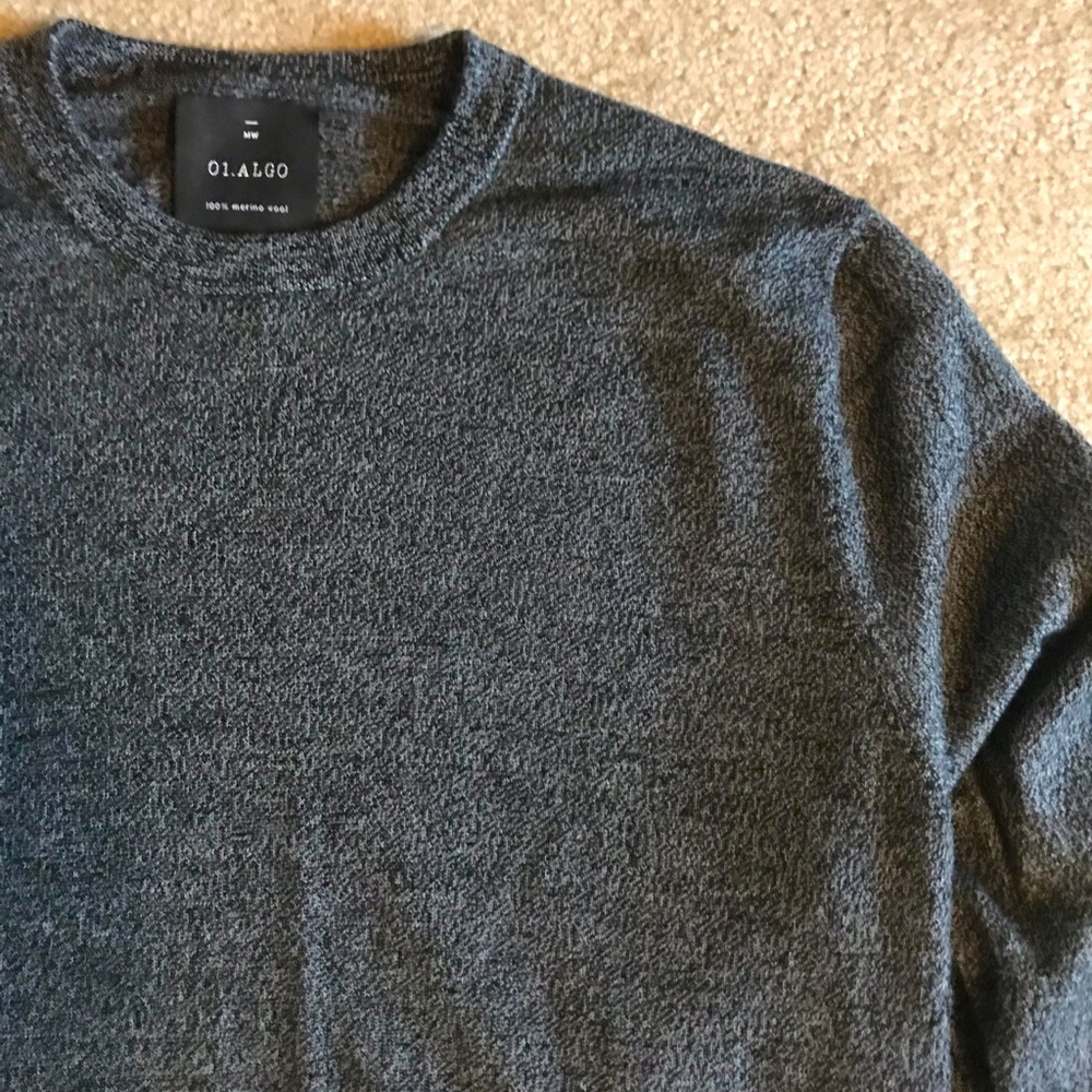 Lightweight sweater